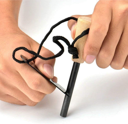 Magnesium Fire Starter with Saw Tool