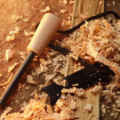 Magnesium Fire Starter with Saw Tool