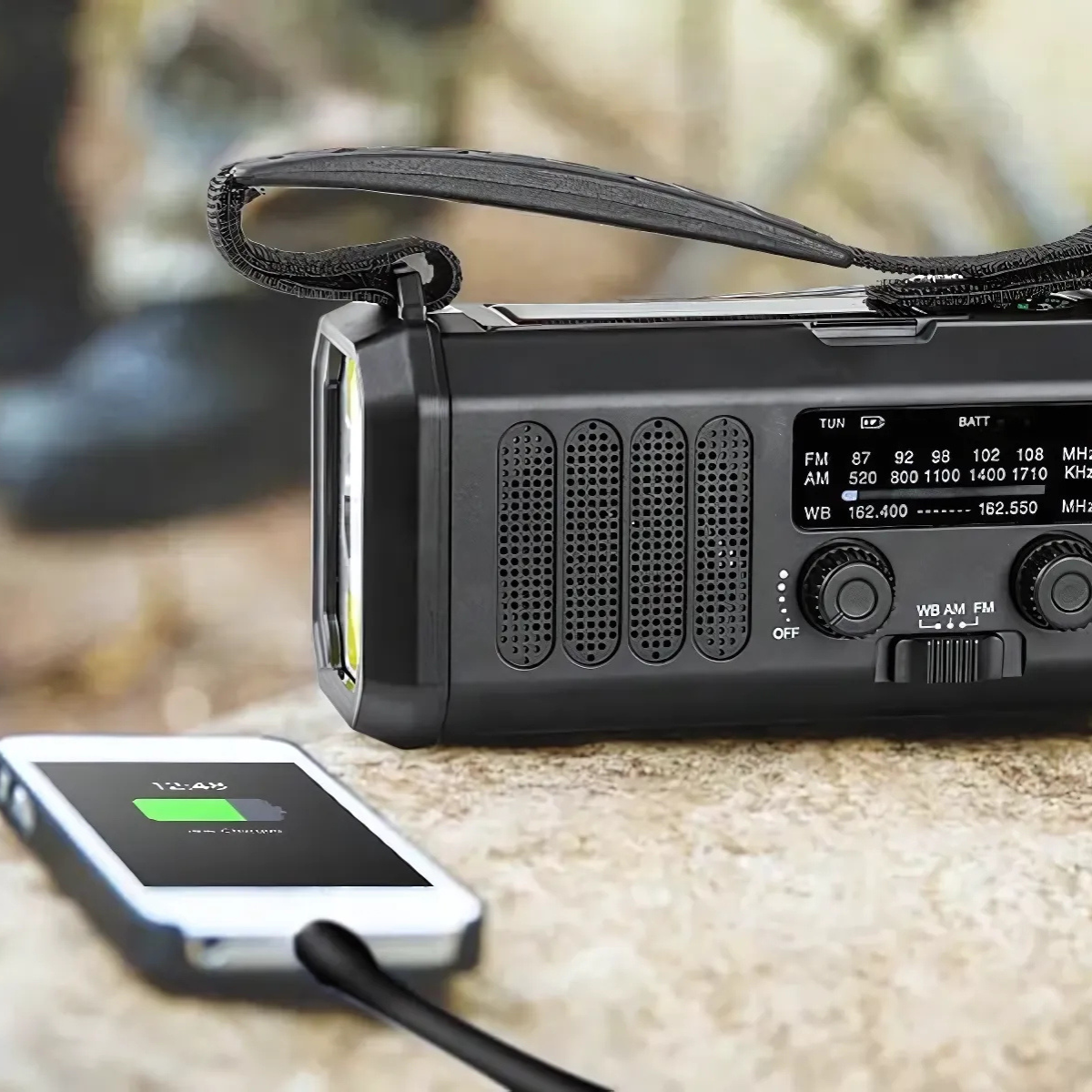 Ultra Emergency Radio™ – 10,000mAh Powerbank, LED Light & Multi-Charge Survival System